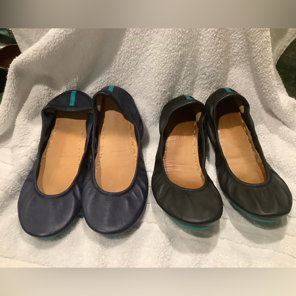 Tieks size 8  bundle - 2 pairs - California Navy & Black
